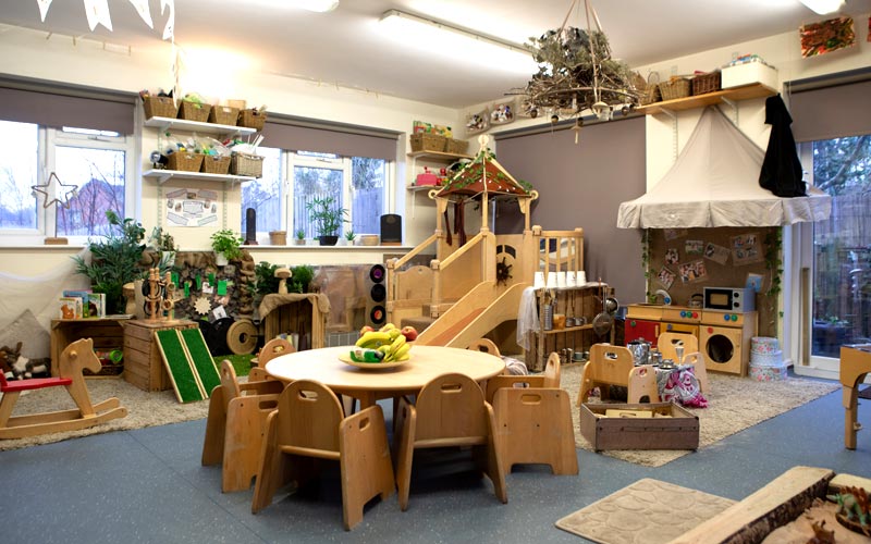 Little Acorns Nursery is an outstanding nursery and pre-school in Clayton-le-Woods, Chorley, Central Lancashire.