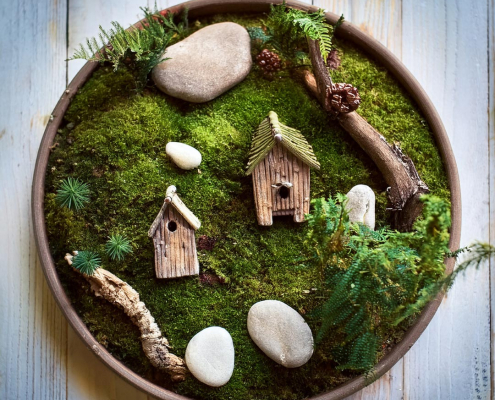 Very simple fairy garden design from above.